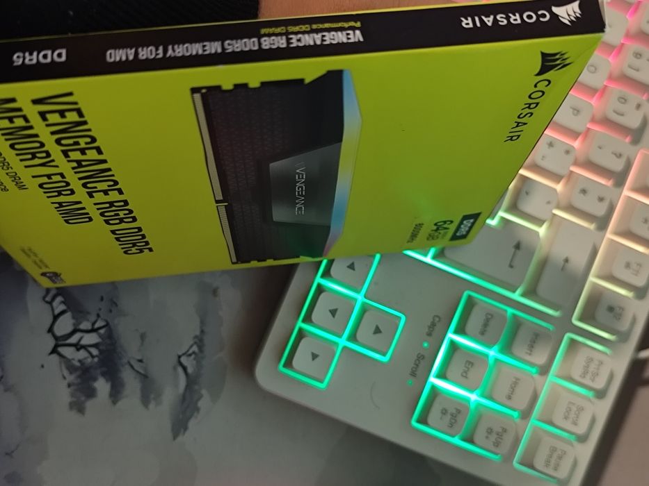 Memória RAM Corsair Vengeance RGB DDR5 6000MHz 64GB 2x32GB CL30 Memóri