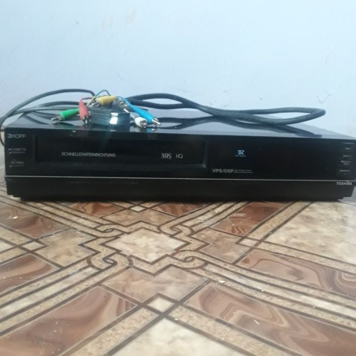 Відеомагнітофон .