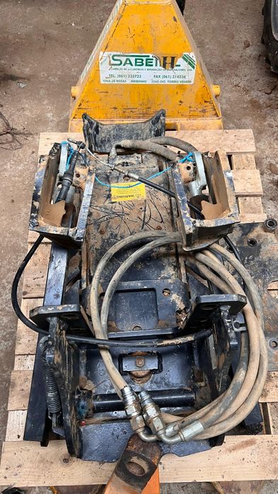 Engate automático para trator