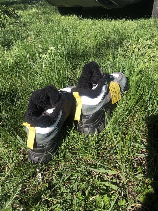 Кросівки жіночі шкіряні