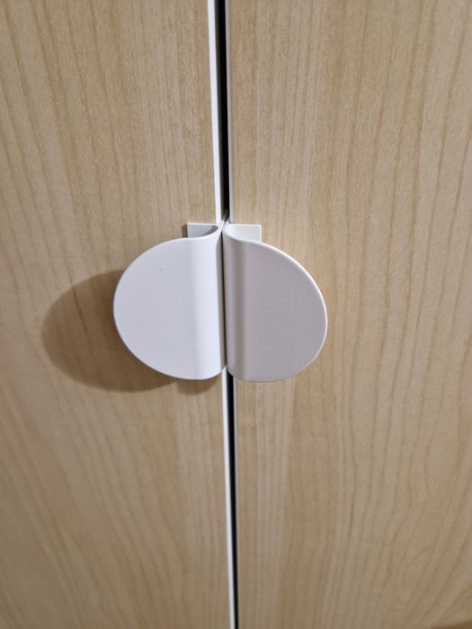 Guarda vestidos criança ikea