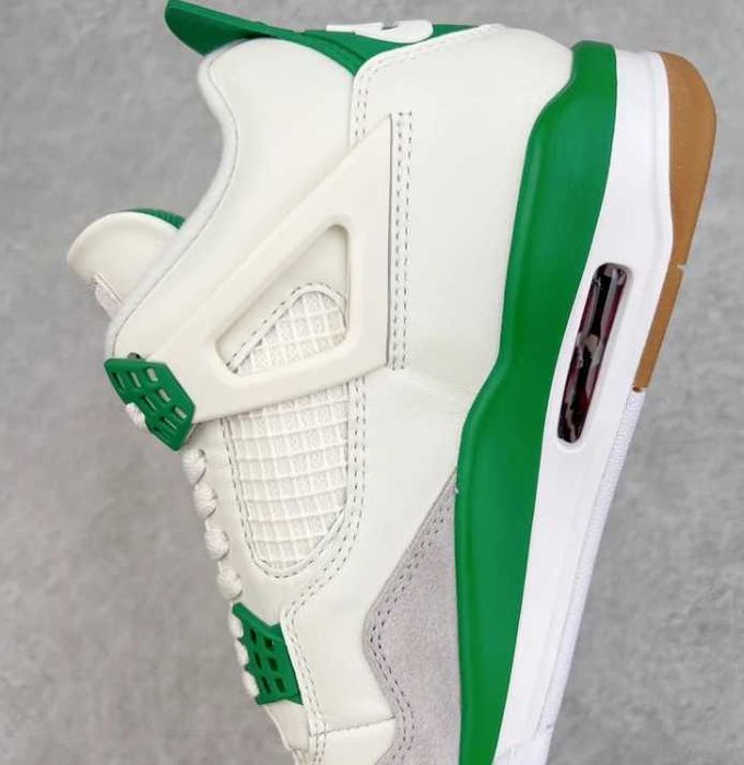 Nike SB x Air Jordan 4 Pine Green 39
