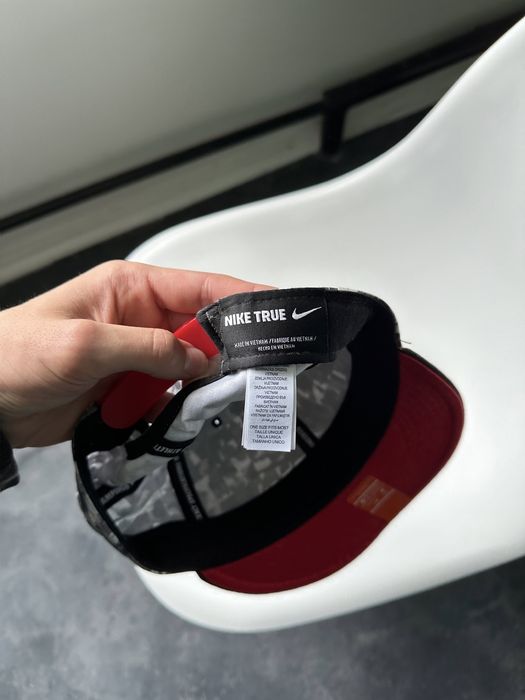 Оригінал! Nike Snapback кепка нова!
