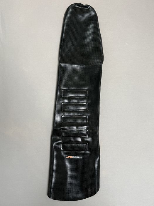 Чоход на сидіння мотоцикла (шкурка)