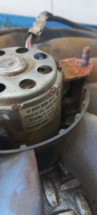 Вентилятор кондеціонера гольф 4  bora  1J0959455P