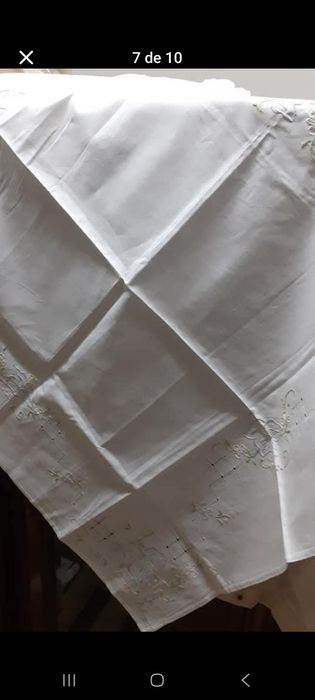 Toalhas de mesa bordadas