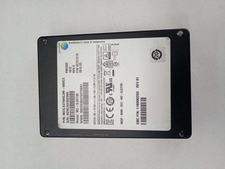 Твердотільний накопичувач (SSD) Samsung PM1633