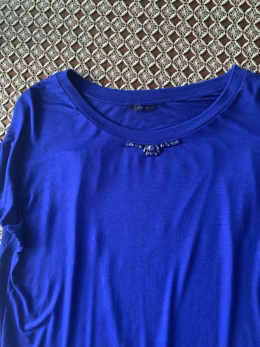 Bluzka Guess kobaltowa, elegancka ( oversize ) roz M
