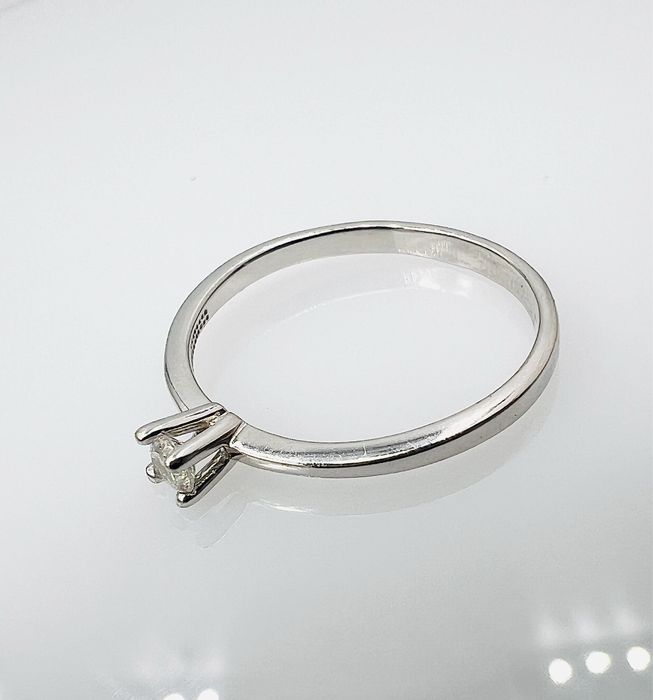 Золотое кольцо 585