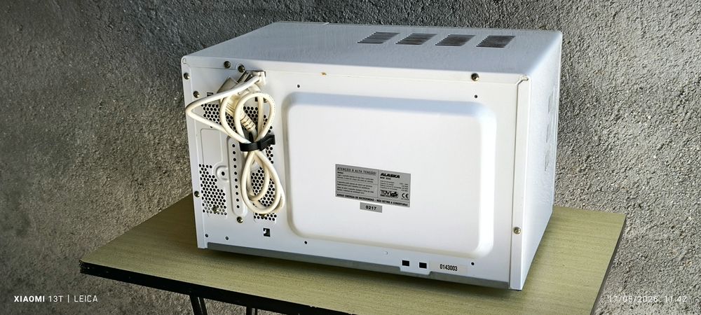Microondas semi novo