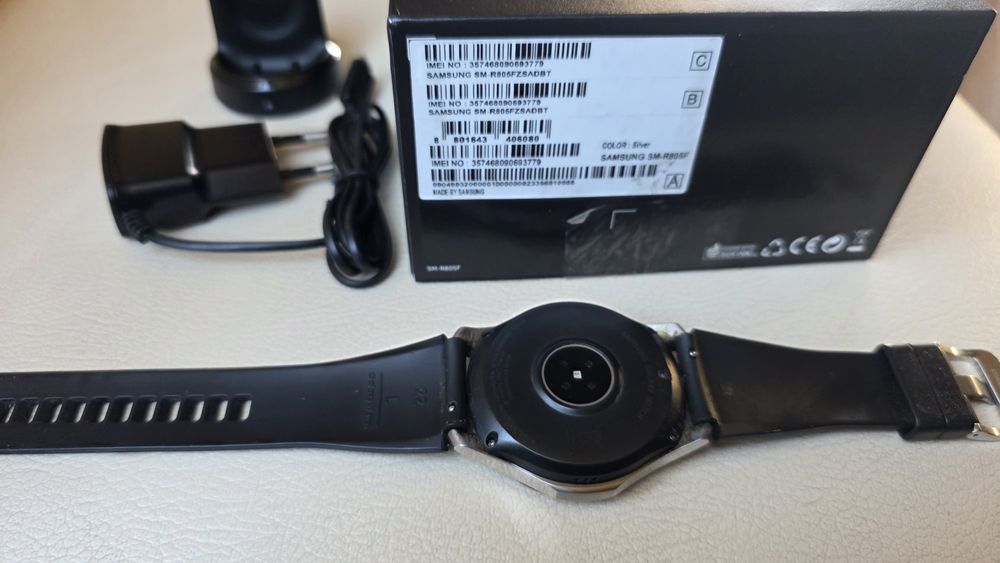 Samsung Galaxy Watch 46mm LTE BT Bluetooth SM-R805F prawie nieużywany