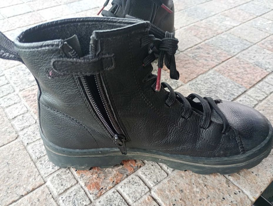 Buty dla dziewczynki