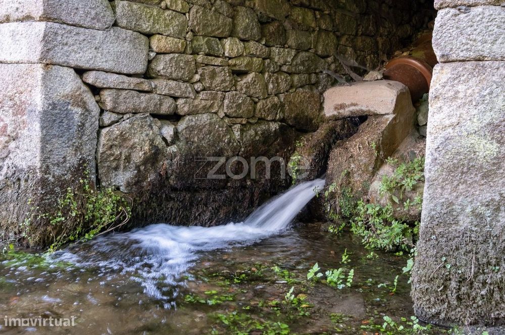 Casa de Habitação + 3 Moinhos de Água - Centro de Lamego
