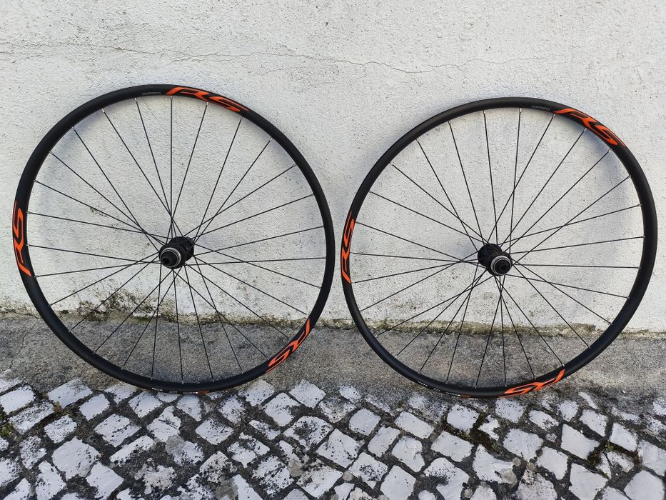Jantes Shimano RS 100