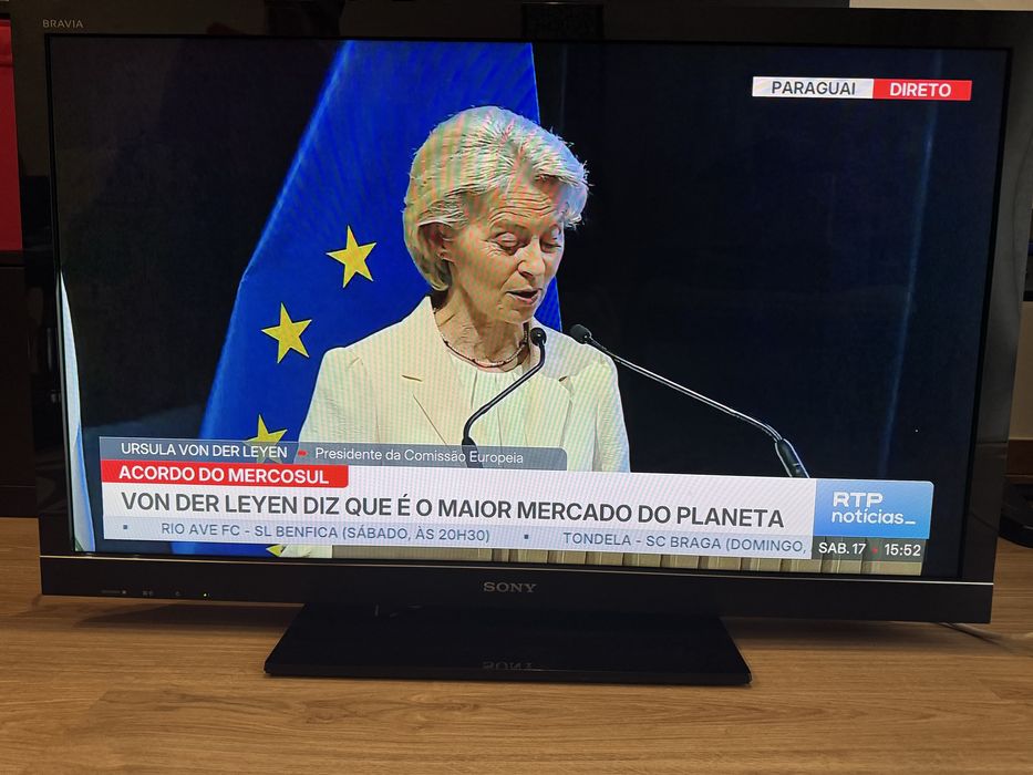 Sony Bravia 40” 3D – KDL-40HX800