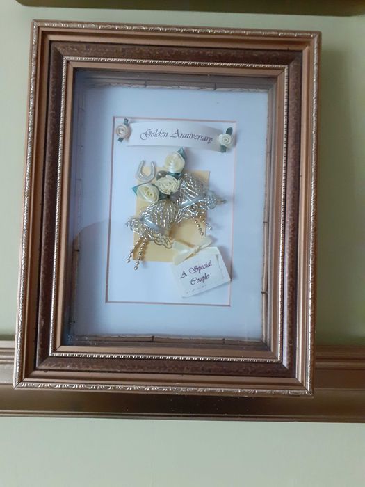 Piękna rama - złota rocznica dla specjalnej pary.