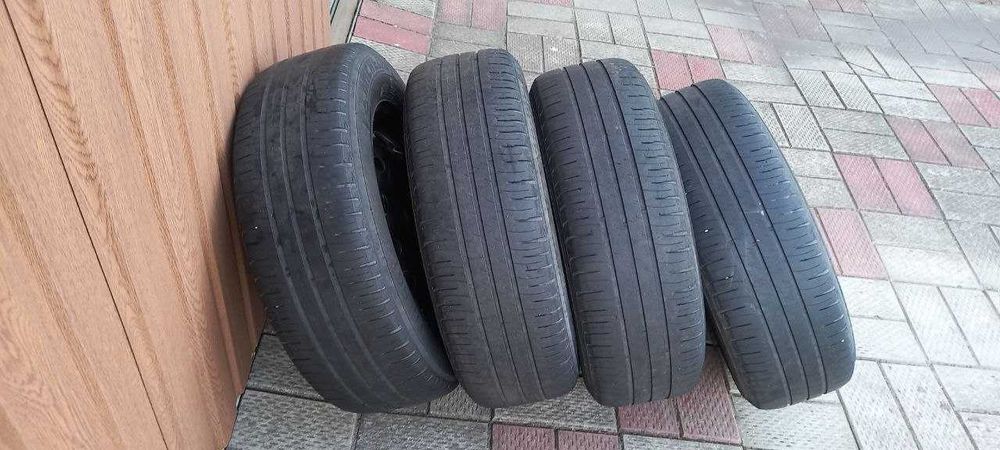 Комплект дисків 4х114,3, діаметр 67,1; гума Michelin Energy 195/65/15R