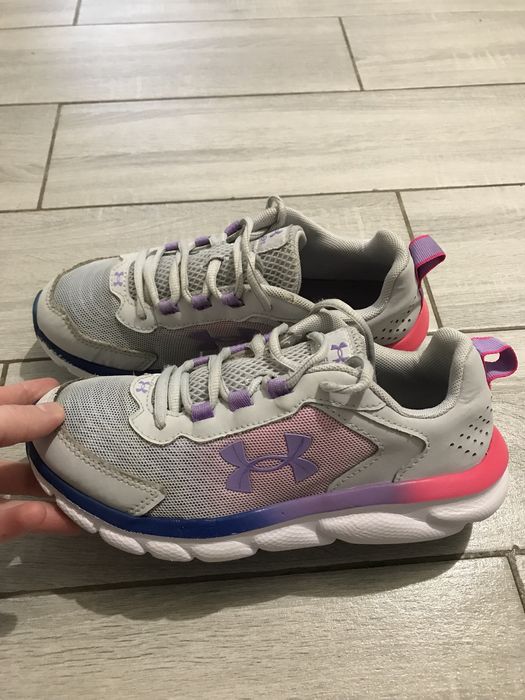 Оригінал Under Armour розмір 36-23 см
