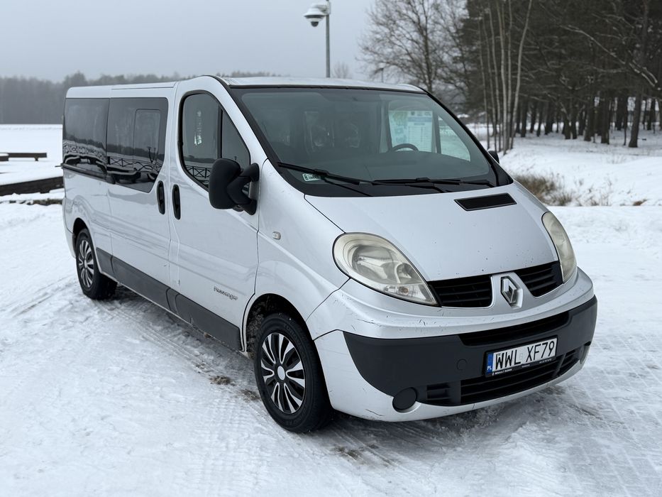 Renault Trafic 2.0 115KM6 biegów_ L2H1 LONG_9 osobowy_Passenger_Klima