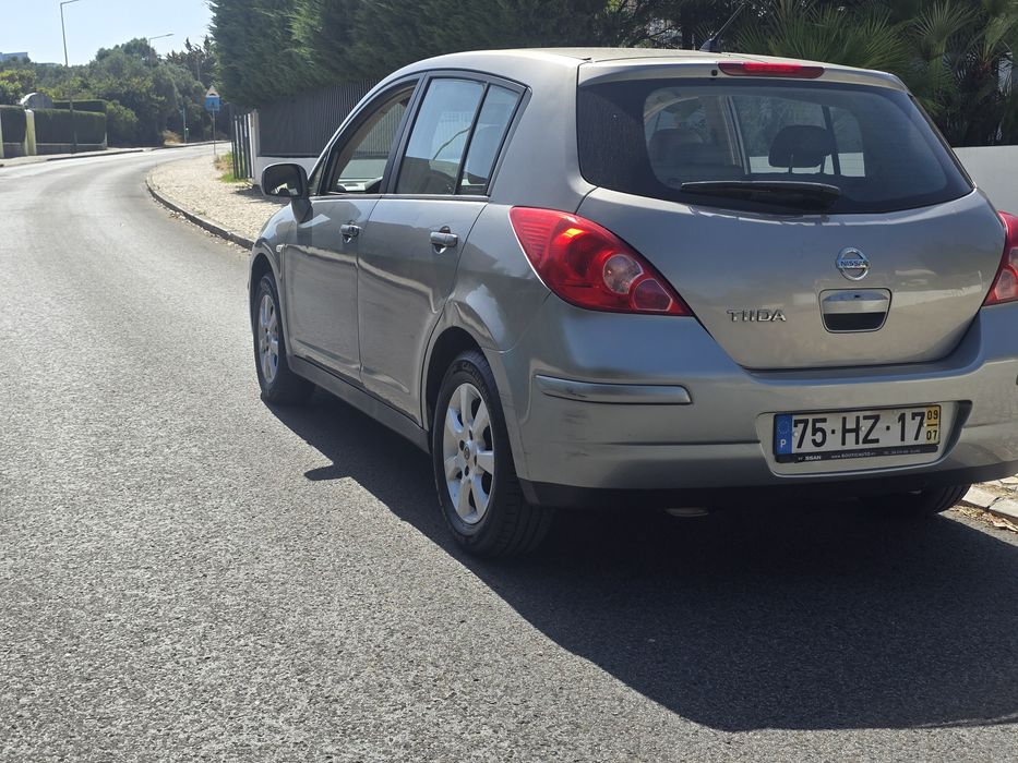 Nissan Tiida  1.5 DCi
