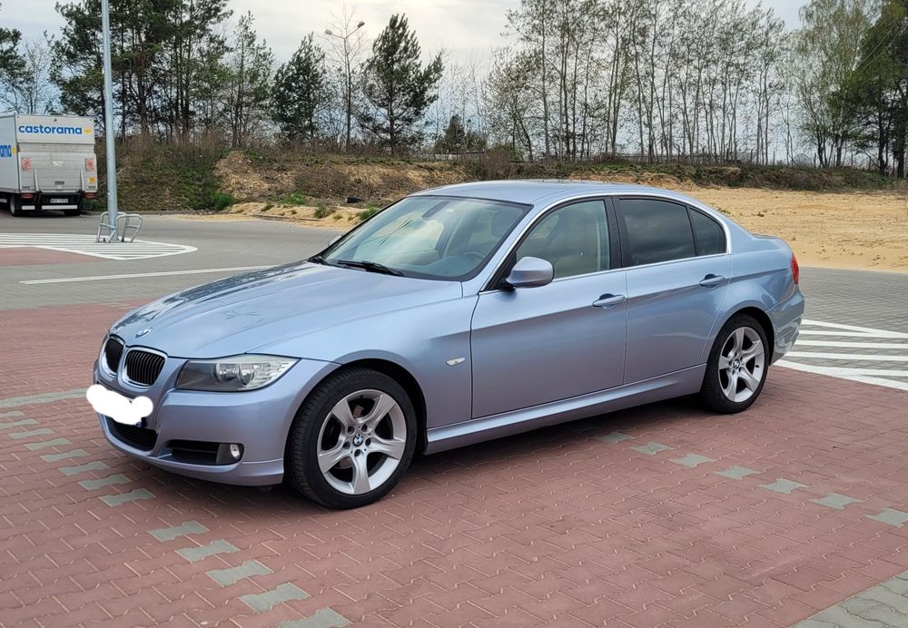 Sprzedam BMW E90 2011 lift