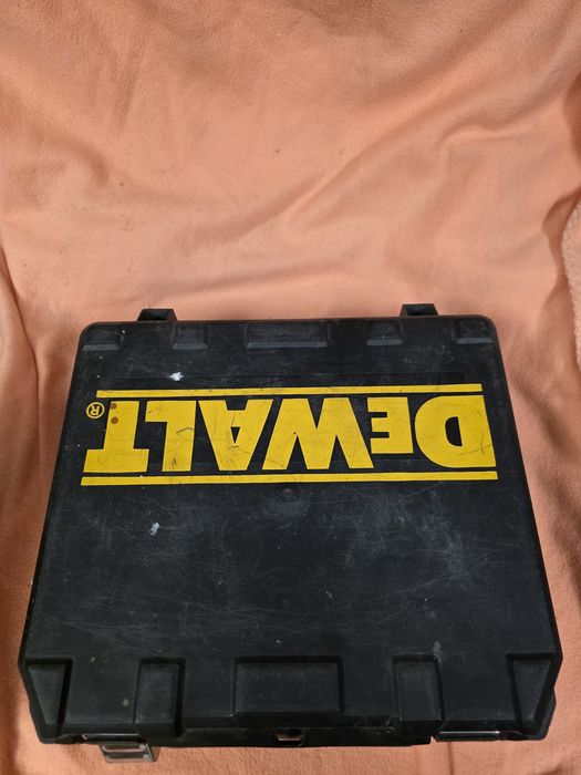 Wkrętarka DeWalt DCD710
