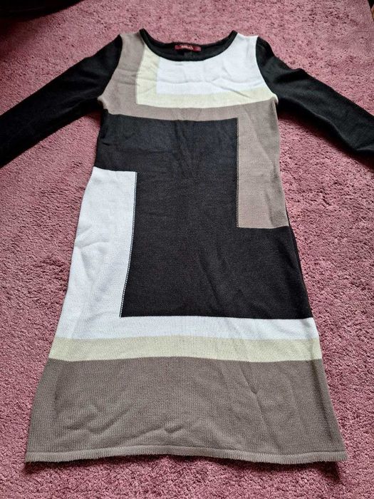 Тепле в'язане плаття