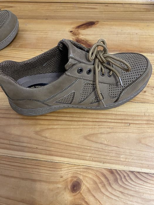 Продам тактичні кросівки ARMOS колір койот