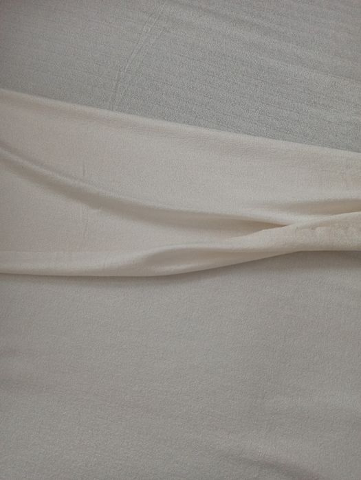 Materiał biały tekstylny