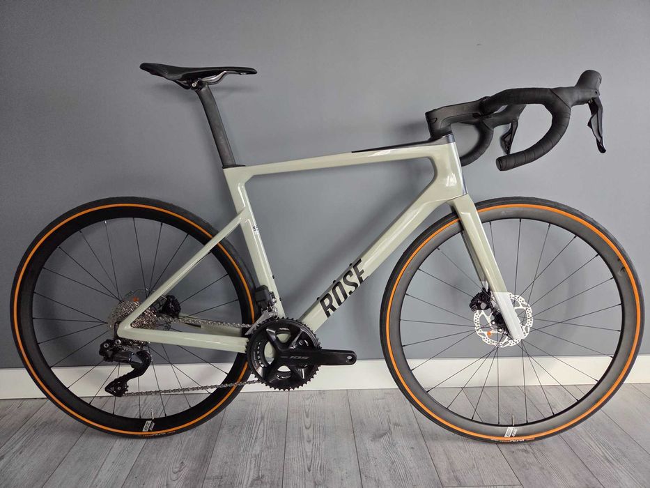 ROSE Xlite 04 Advanced – Carbon / Shimano 105 Di2 / Rozmiar 55cm – Nowa!