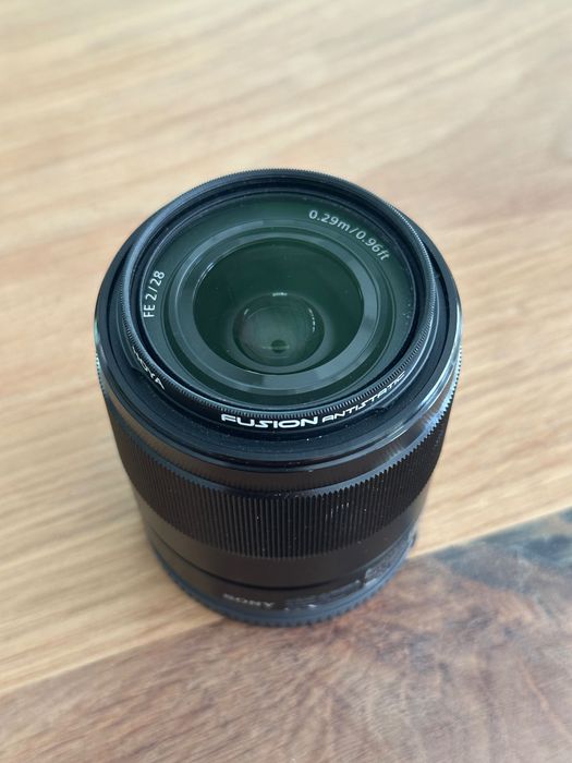 Sony FE 28mm f/2 (SEL28F20)