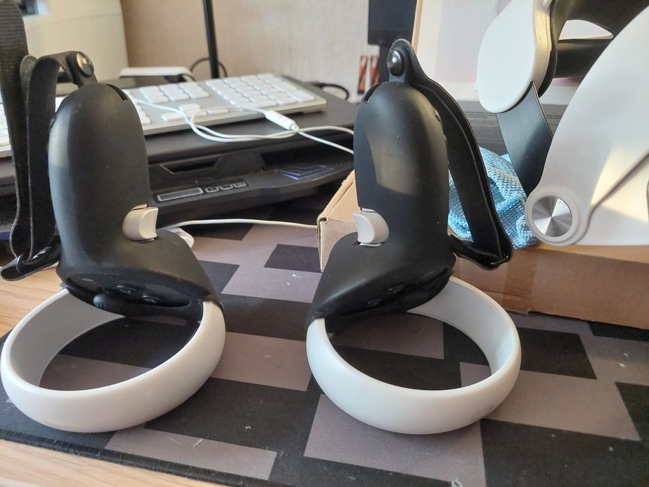 Oculus quest 2, повний комплект + бонуси