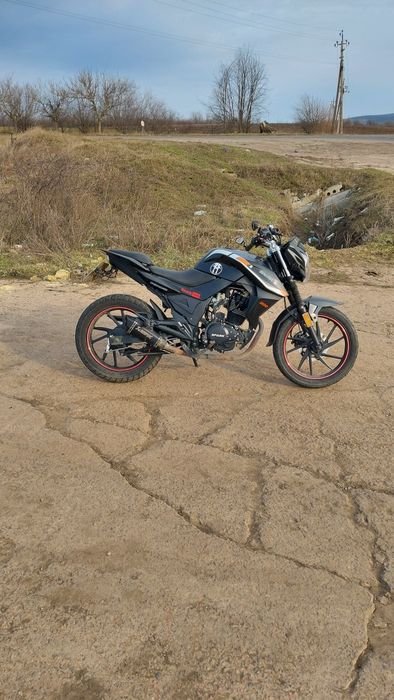 Продам мотоцикол Spark sp200-R28