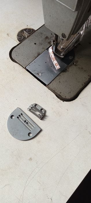 Промислова швейна машинка 1022кл.