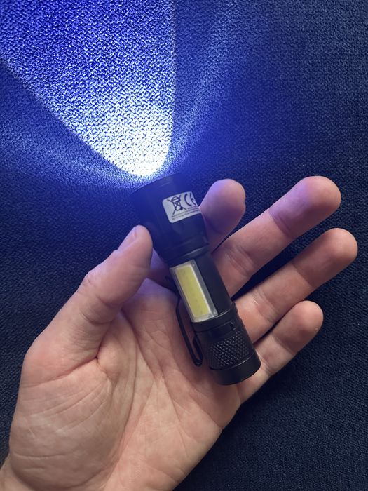 Туристический тактичкский фонарик на акауляторе, фонарь