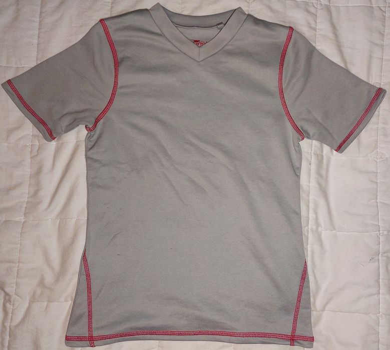 Szara sportowa koszulka chłopięca 134