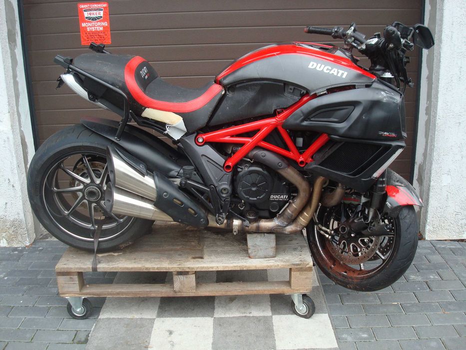 Ducati Diavel 1200 14r stacyjka wlew licznik pompa ECU zestaw startowy