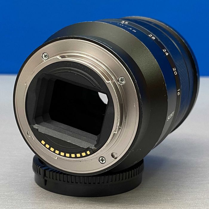 Sony Zeiss FE 16-35mm f/4 ZA OSS T*