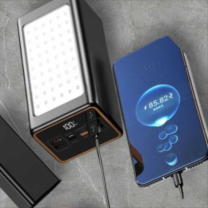 Power Bank 70000 mAh і20W, кемпінговою LED-лампою