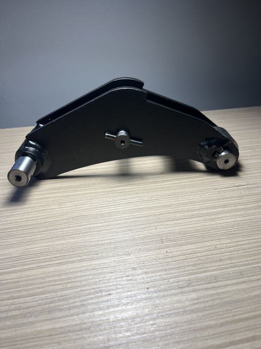 Wspornik zamknięcia burty tylnej Meiller 0000 1084456