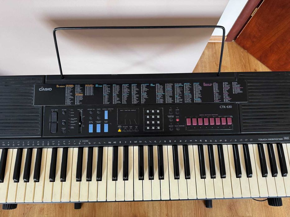 Keyboard Casio CTK-630 w bardzo dobrym stanie