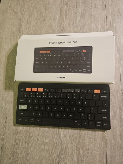 Klawiatura samsung trio 500