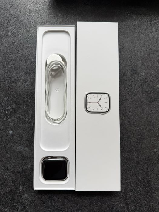 Apple Watch Series 7 45mm Silver Stainless