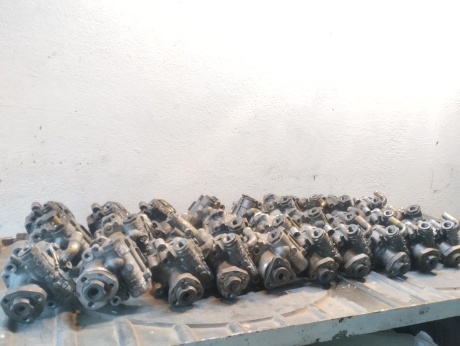 Гідро підсилювач  гур насос високого тиску гідрач