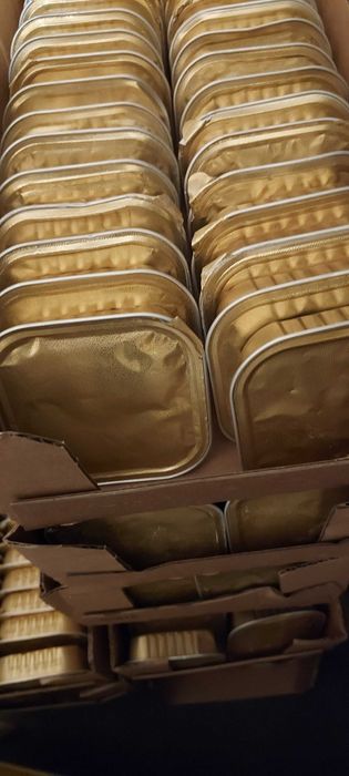 50 pasztetów dla kota bez etykiety[100gram].Mix.