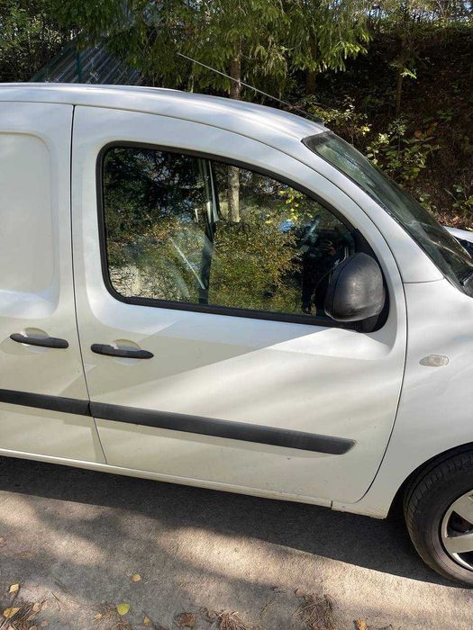 Двері передні здвижні Рено Кенго 2,3 Renault Kangoo 2008-2020 разборка