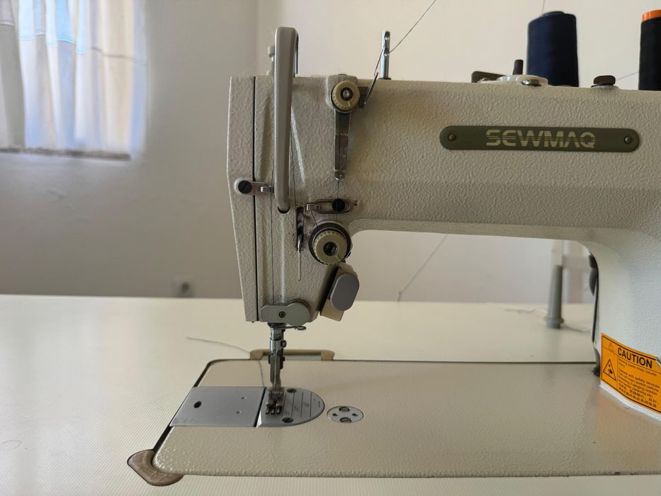 Máquina de costura ponto corrido Sewmaq