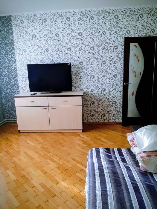 Жк пр.миру.3  2 кімнатна