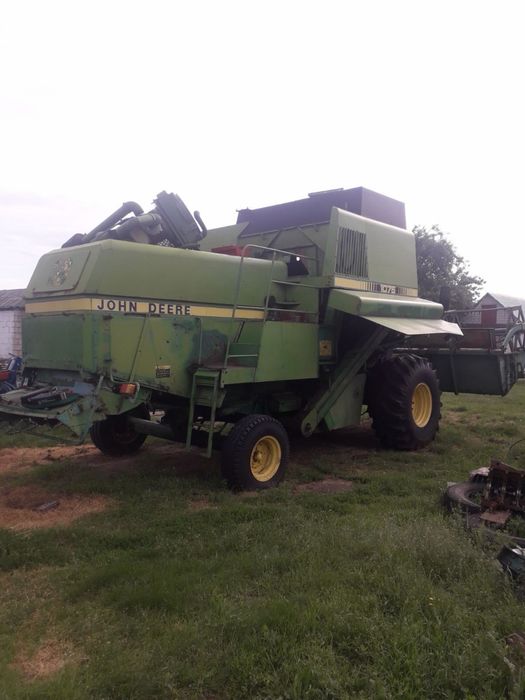 Продам john deere 1075
