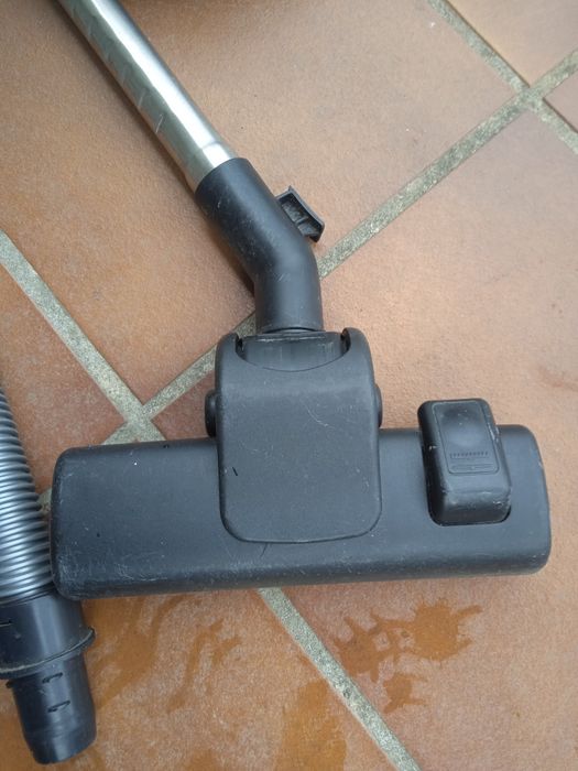 Aspirador Polti sólidos e liquidos